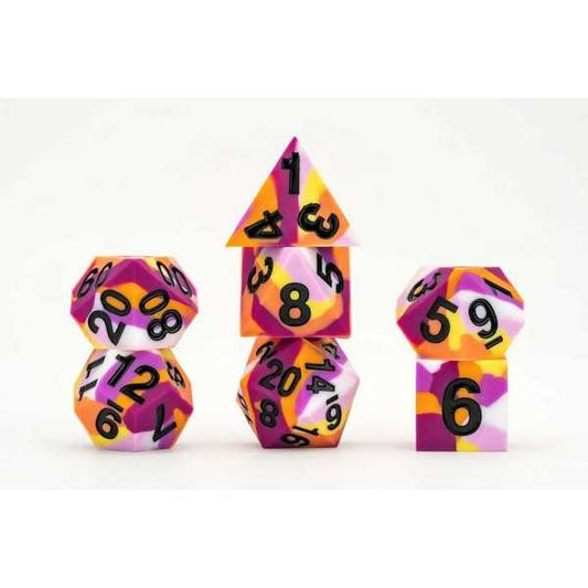 FanRoll: Gaymers Pride: 16mm Pride Sharp Edge Silicone Rubber Poly Dice Set - Lesbian